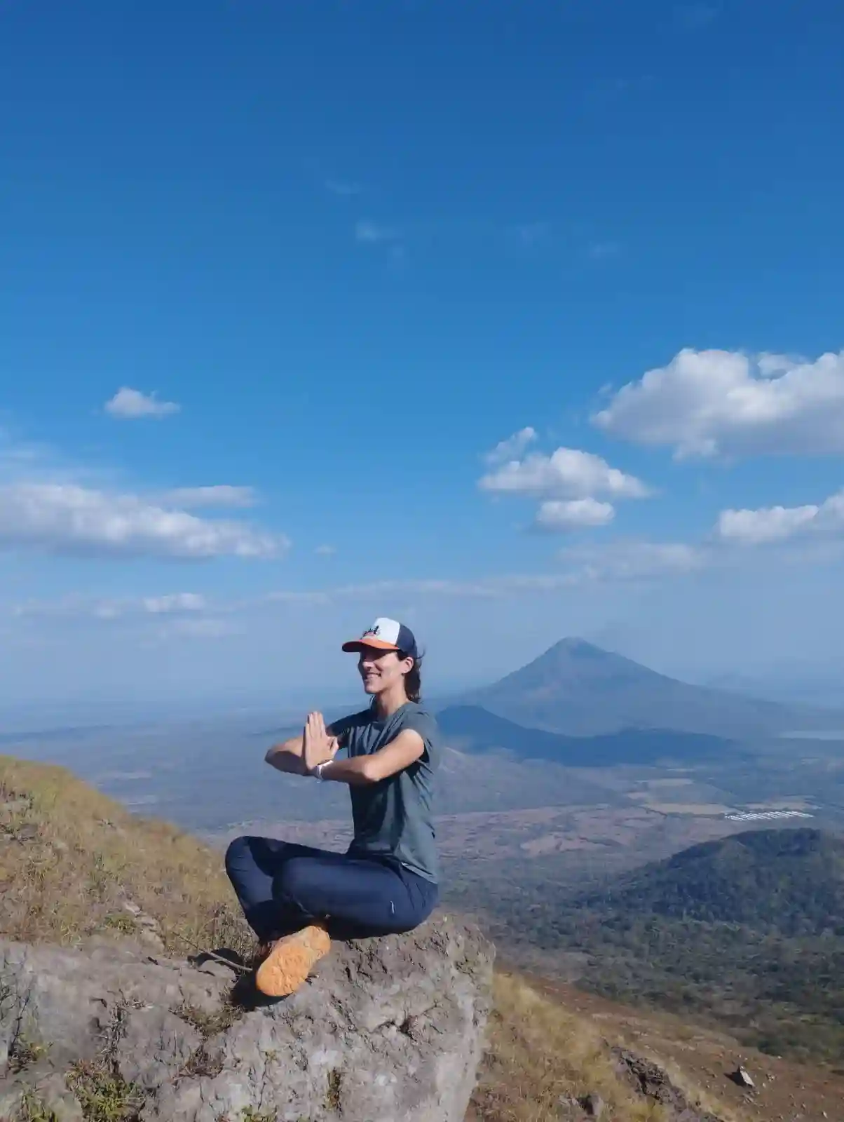 Randonnée au Volcan El Hoyo et à la Lagune