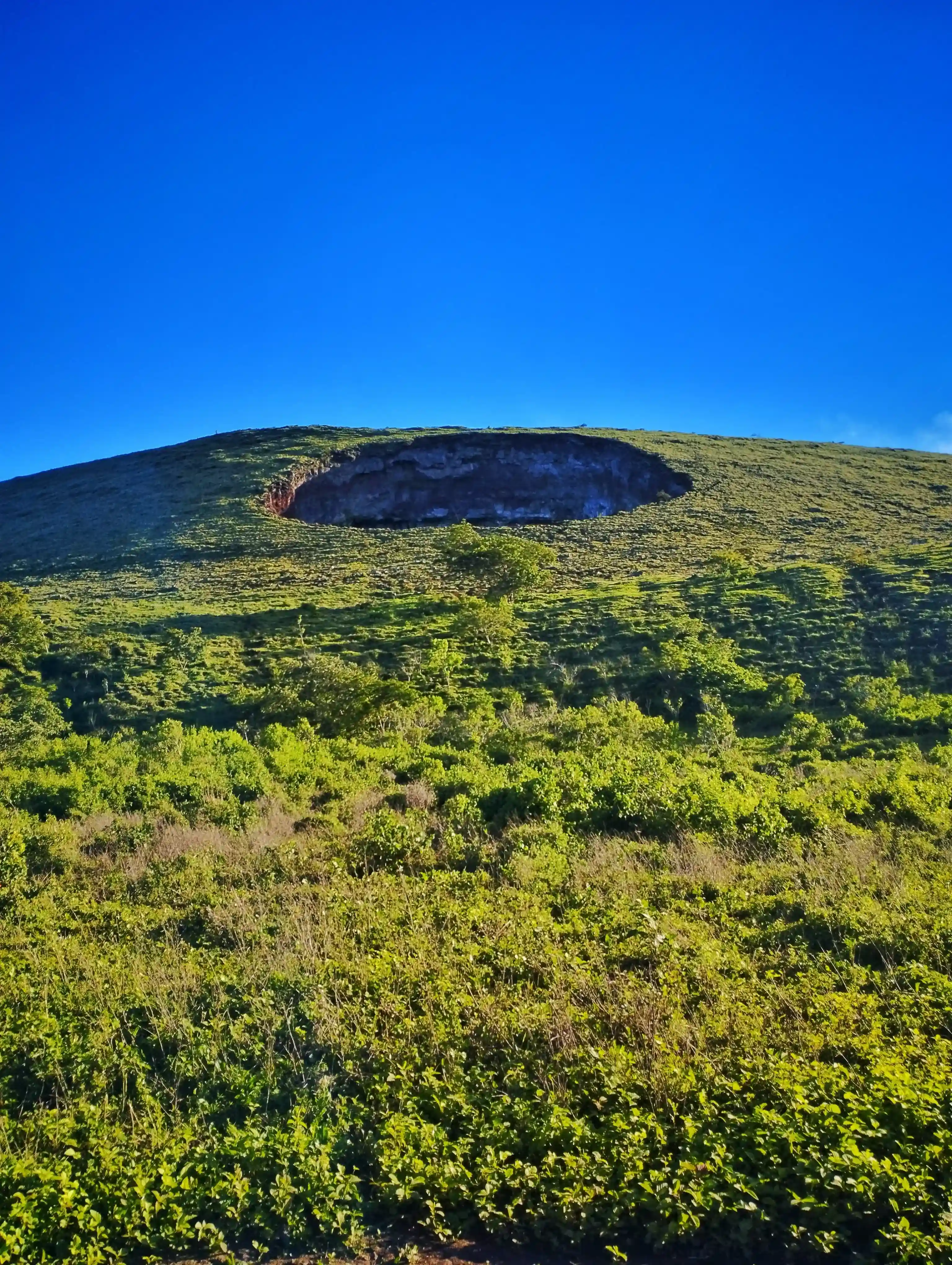 Randonnée au Volcan El Hoyo et à la Lagune