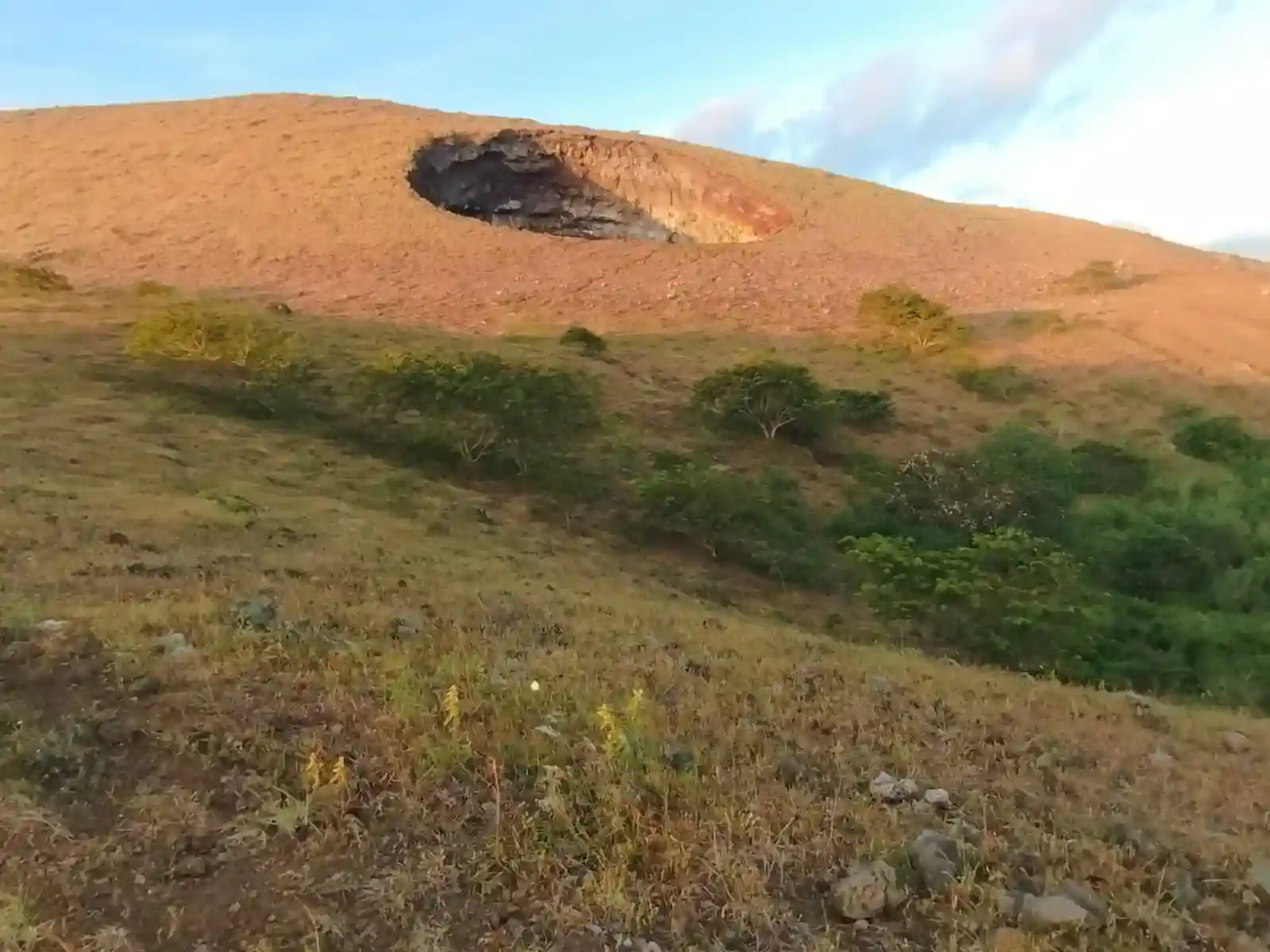 Hiking and Sunset at El Hoyo Volcano