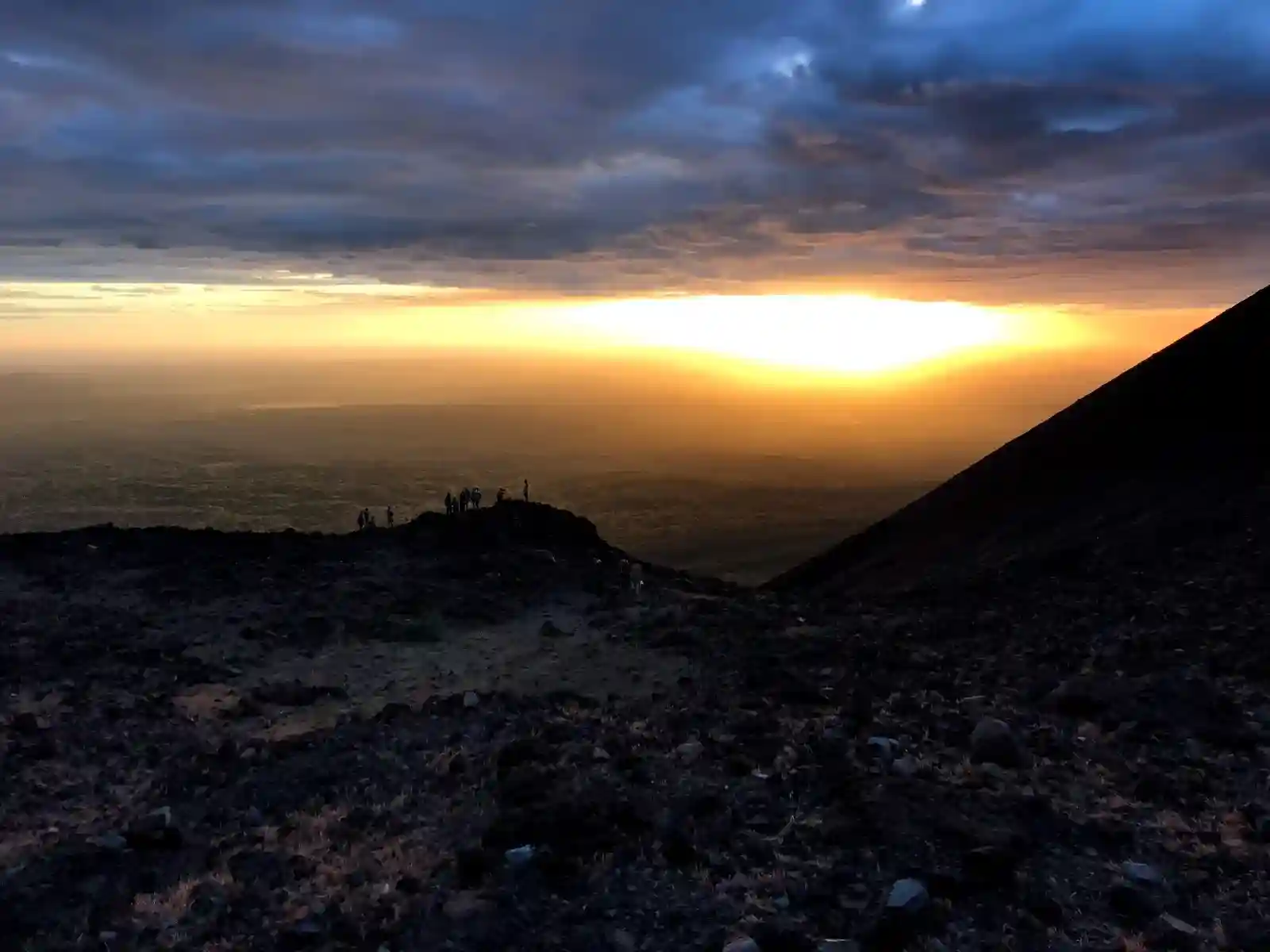 Volcan Telica au Coucher du Soleil